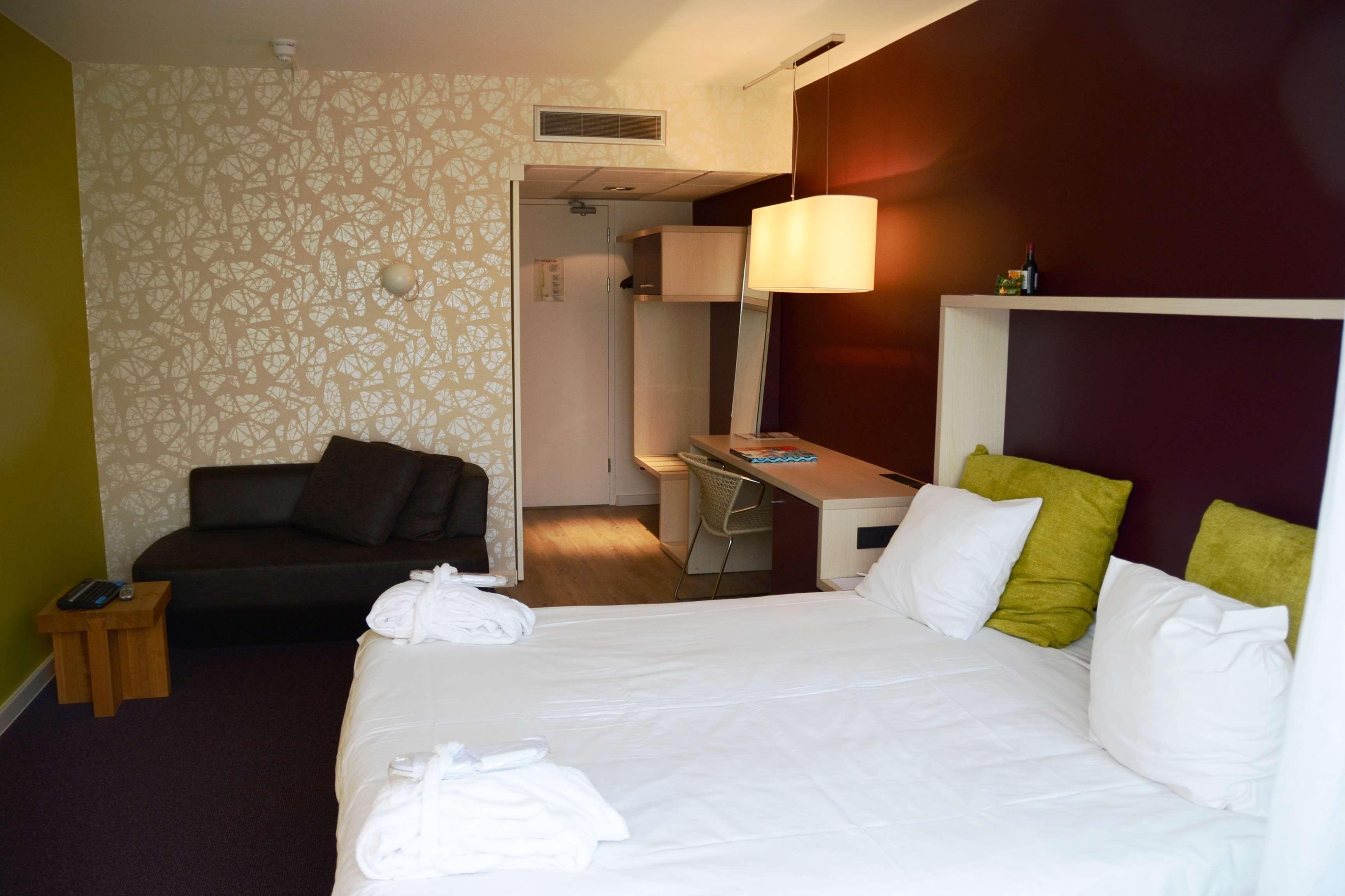 Best Western Plus Midamerica Hotel Mascoutah Bagian luar foto
