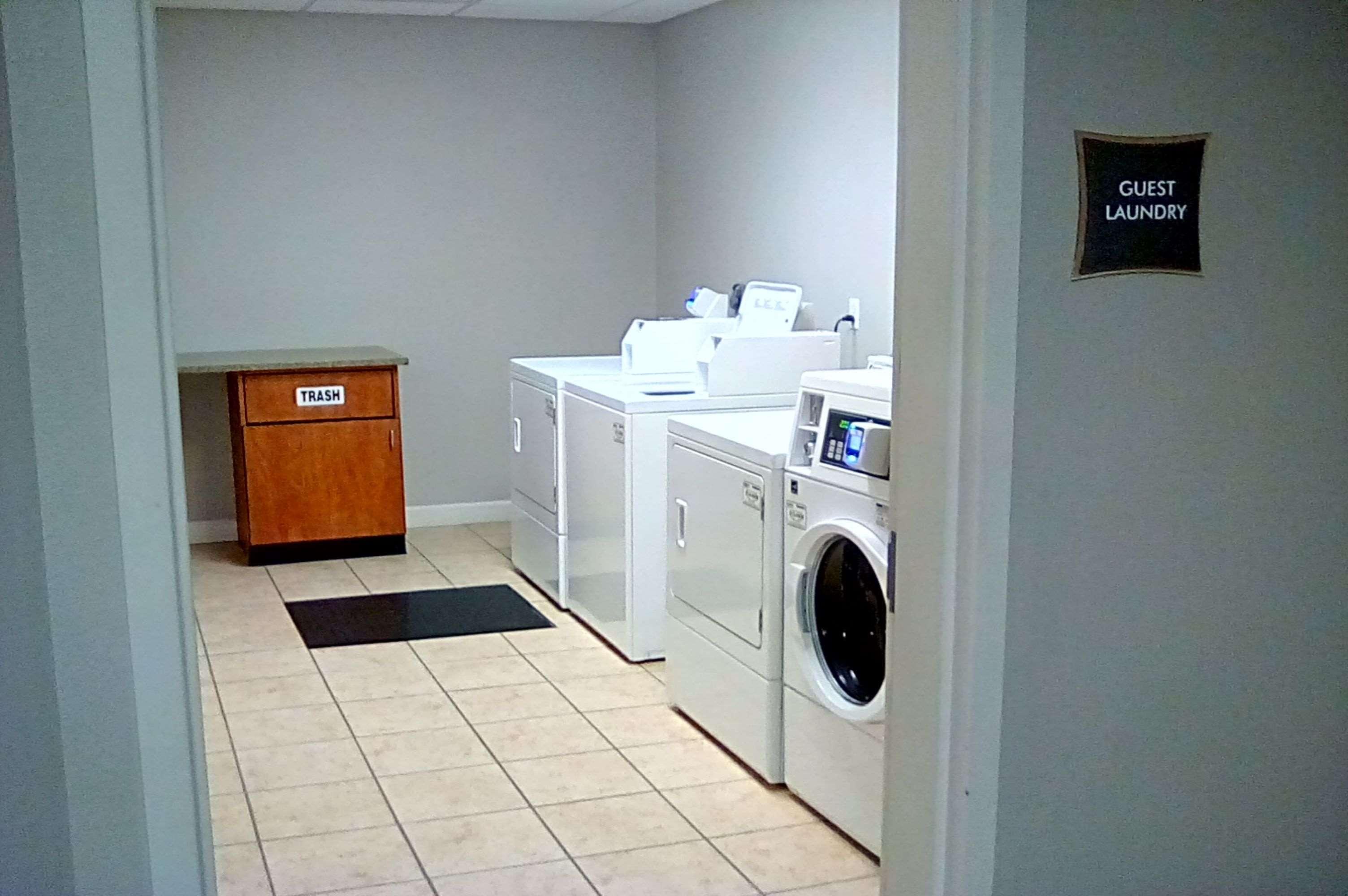 Best Western Plus Midamerica Hotel Mascoutah Bagian luar foto