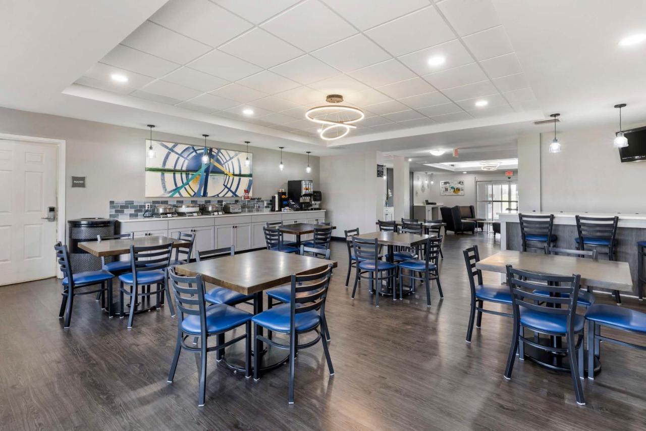 Best Western Plus Midamerica Hotel Mascoutah Bagian luar foto