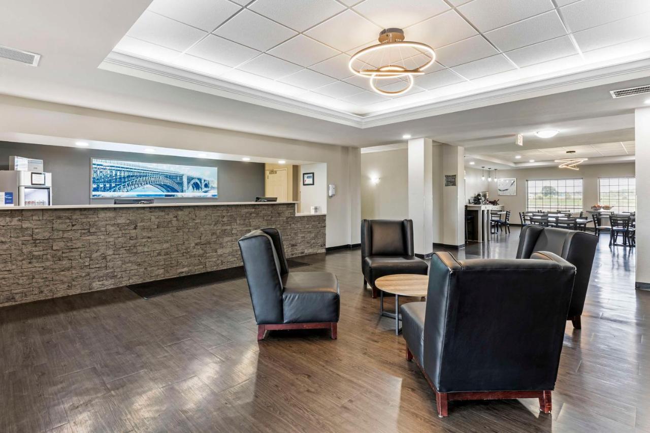 Best Western Plus Midamerica Hotel Mascoutah Bagian luar foto