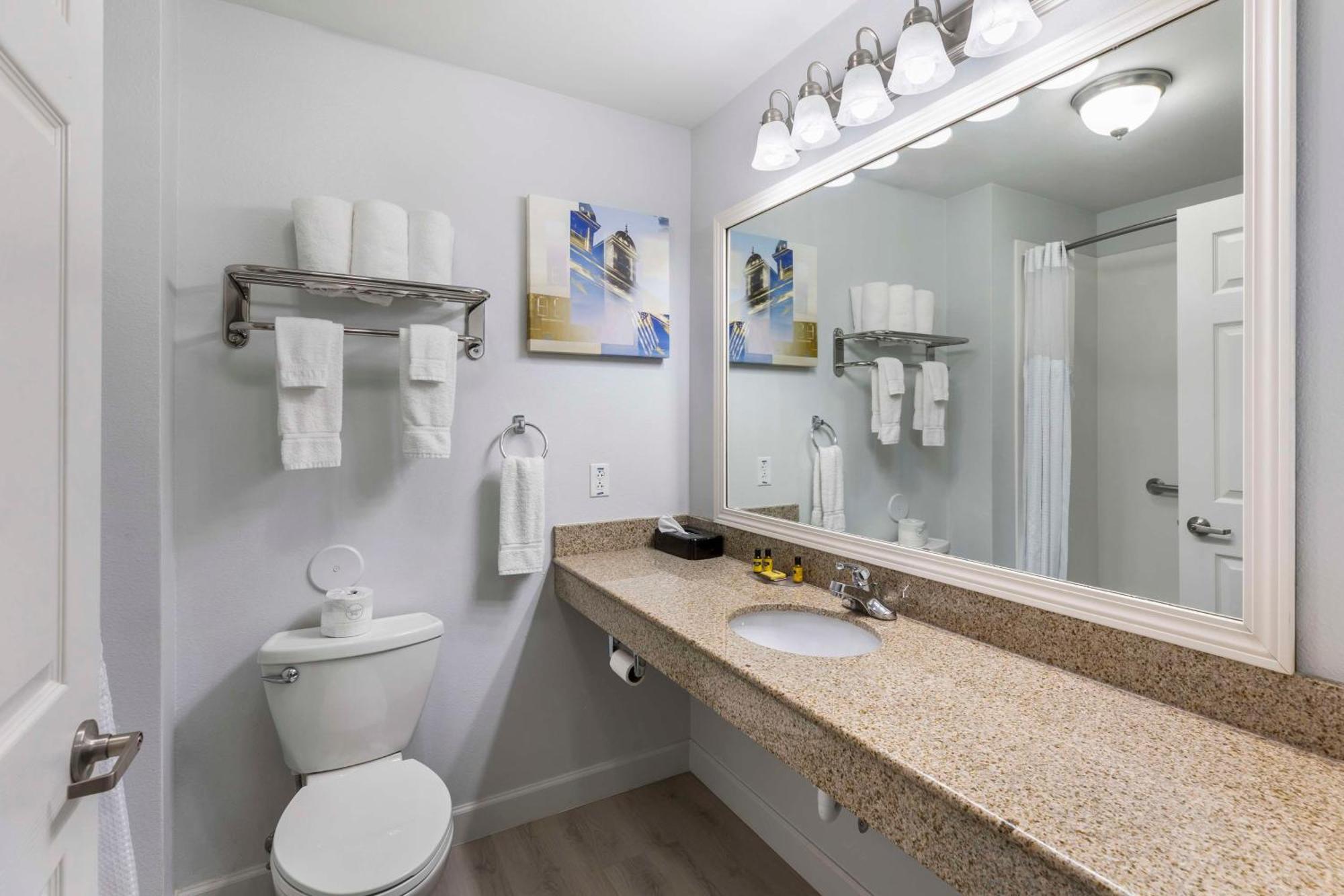 Best Western Plus Midamerica Hotel Mascoutah Bagian luar foto